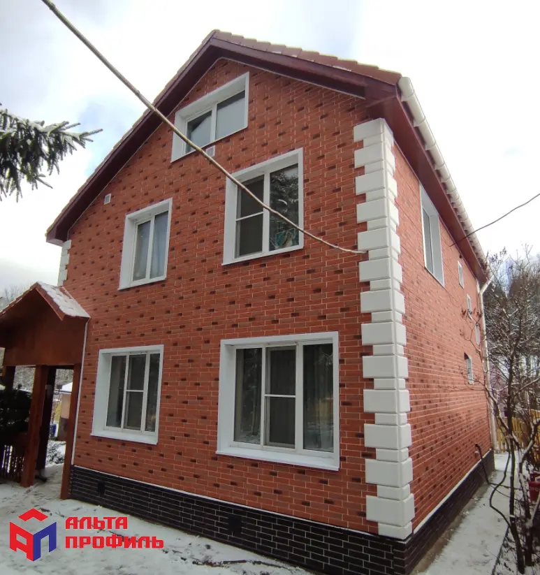 НАРУЖНЫЙ УГОЛ КИРПИЧ РИЖСКИЙ, ЦВЕТ 05